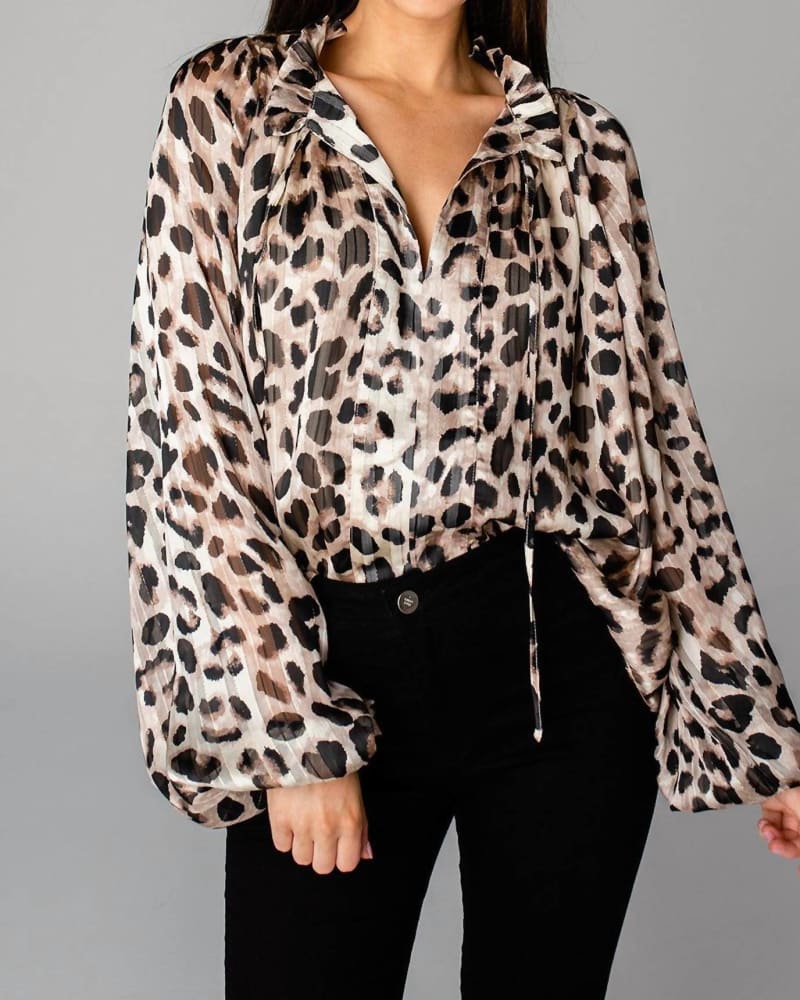Front of a model wearing a size Large Bridgerton Long Sleeve Blouse in Oreo in Oreo by BUDDYLOVE. | dia_product_style_image_id:332435